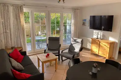 Fantastic apartment on Rügen with garden in the village of Breege/Juliusruh
