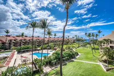 Image de Kamaole Sands #3-404  Ocean View, Renovated, Large Lanai! Near Beach, A/C!