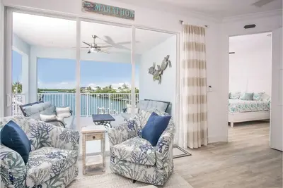 Image de Coco Cay House on Coco Plum with pool and dock