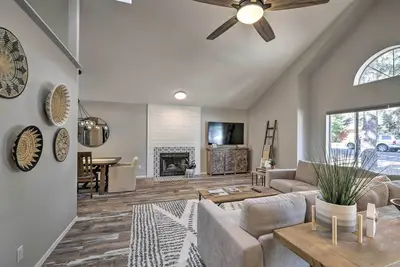 Image de Modern Flagstaff Retreat ~ 4 Mi to Downtown!