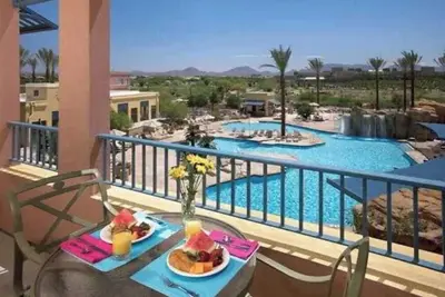 Marriott’s Canyon Villas Deluxe Studio w Small kitchenette & Full resort access!