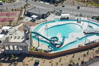 Image de Zion's Base Camp - Pool, hydro tube, lazy river- Brand New