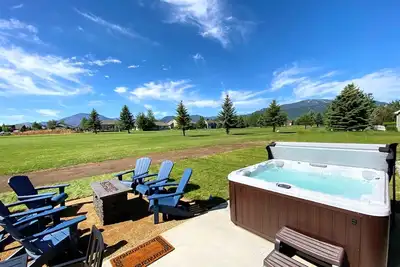 Image de Stunning Golf Course Home with Hot Tub and Spectacular Mountain Views