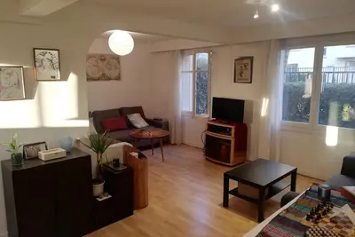 Image de Ground Floor Big 2 Bedrooms Flat in a Quiet Building - Area