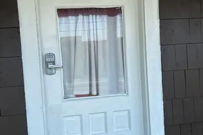 Image de Unit# 1 Apartment, 2 Bedrooms, one bathroom 5 minutes from Niagara Falls