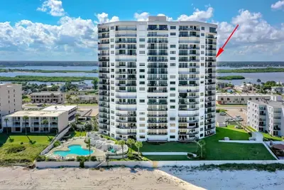 Image de Look No More! Upgraded Interior w\/ Spectacular Views-Near No-Drive Bch-Small Dog Ok-Secure Free WiFi