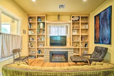Image de Cozy Las Cruces Gem: Fire Pit, Patio & Views!