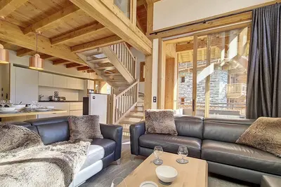 Image de Chalet Susan - Accès direct aux pistes, Wifi gratuit, Parking couvert, Confort familial