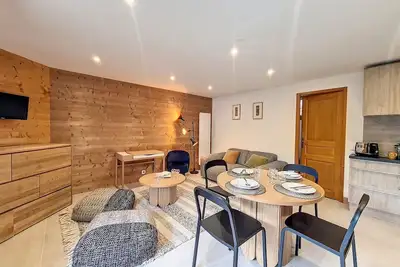 Image de Charmant Appartement 3 Pièces - Balcon, Proche Pistes et Commerces
