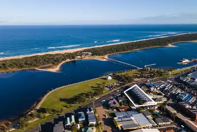 Image de Esplanade Escape - Located in the heart of the seaside town of Lakes Entrance