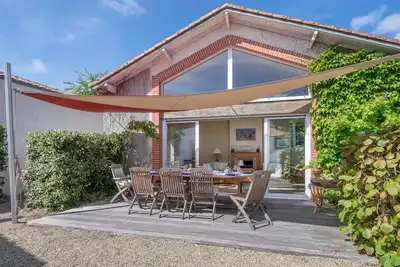 Image de Villa familiale pour 11 personnes Ă 300m de la mer