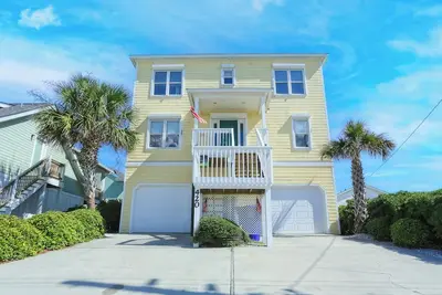 Image de Beachfront*Walk to Everything*5br* Elevator*