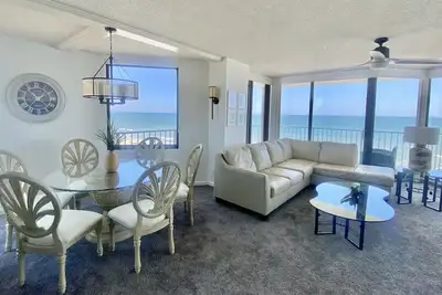 Image de One Ocean Place, Newly renovated and spectacular 3 bedroom corner unit