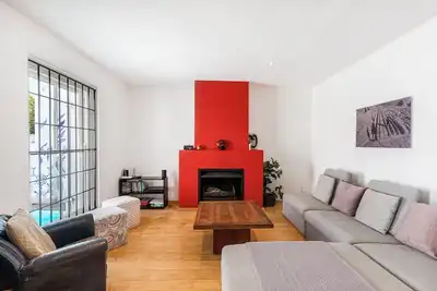 Spacious Modern Home in iconic Green Point