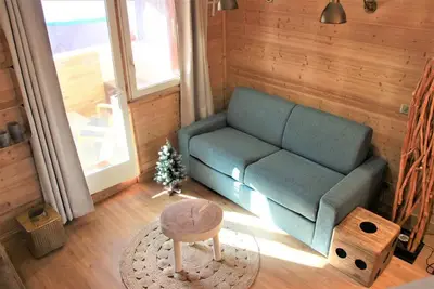 Image de À 250m des pistes de ski, 1er étage, vue pistes de ski, balcon, télévision, casier à ski, 50m²
