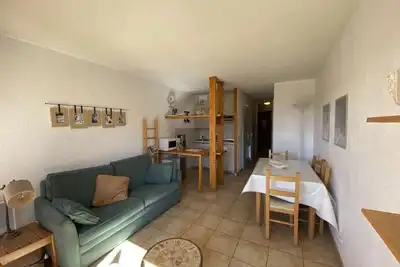 Image de 100m du centre station, 2ème étage, balcon, parking, télévision, 28m², Les 2 Alpes