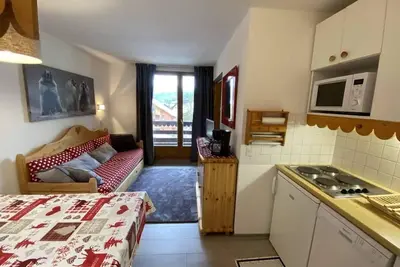 Image de 50m des commerces, 2ème étage, télévision, 30m², Risoul