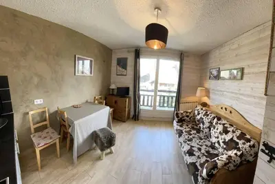 50m des commerces, 2ème étage, vue montagne, balcon, télévision, casier à ski, 23m², Risoul