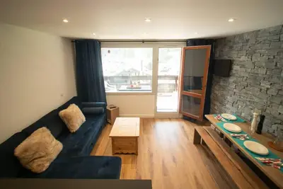 Image de À 50m des pistes de ski, 1er étage, vue montagne, balcon, casier à ski, 34m², Valmorel