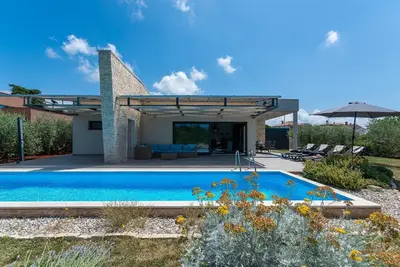 Image de Maison de vacances Buzinija pour 1 - 6 personnes avec 3 chambres Ă coucher - Maison de vacances