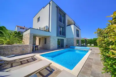 Image de Appartement de vacances Njivice pour 1 - 4 personnes avec 1 chambre Ă coucher - Appartement de vacan