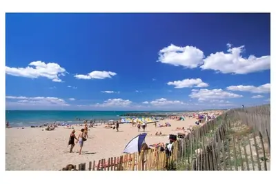 Image de Beautiful Apartment, near the beach, air conditioning, private parking