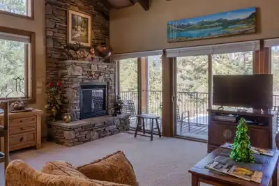 Image de Elk Ridge (#599) | 10 min to Ski - Private Deck - Golf/Ac/ Pool/Hot Tub