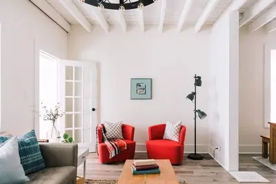 Image de Harbour Main playful century home w/ private patio