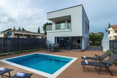 Image de Pool heated Villa in Pakostane, 2 min from the beach