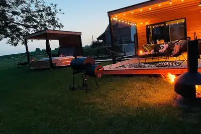 Image de Chalet romantique avec jacuzzi en pleine nature