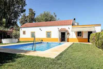 Image de Maison confortable à Utrera avec.