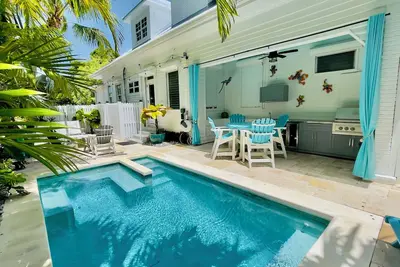 Image de Paradise on White Street