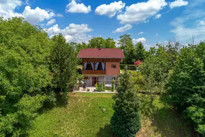 Image de Superbe maison à Dragovanscak avec.