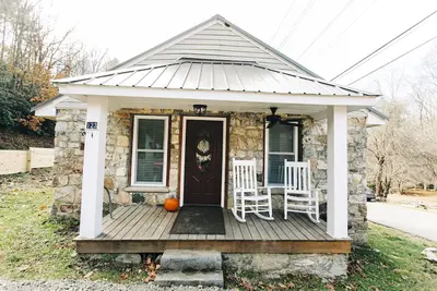 Image de RockHaus - Charming Stone Cottage in the High Country