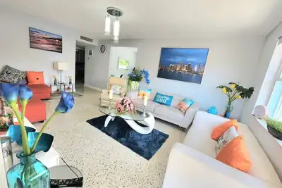 Image de Relax 523 in the heart of Miami!