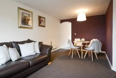 ⭐️25% off Long Stays⭐️Nec+Solihull*4 Single Beds*