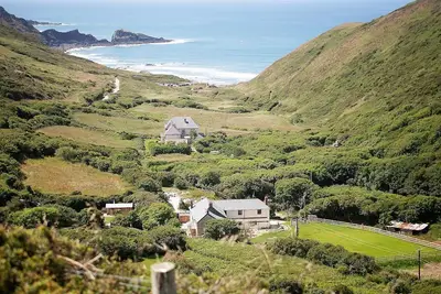 Image de Open-plan, beautiful family house, near beach. Now re-open for bookings