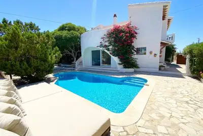 Image de Maison de charme rénovée en 2022, vue mer, plage à 400 mètres