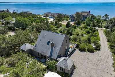 Image de Short Walk to Private Association Beach - Cape Cod Bay