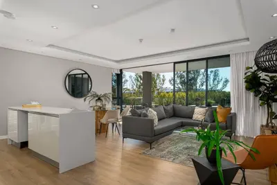 Image de 4 Bedroom Luxury close to the VandA Waterfront