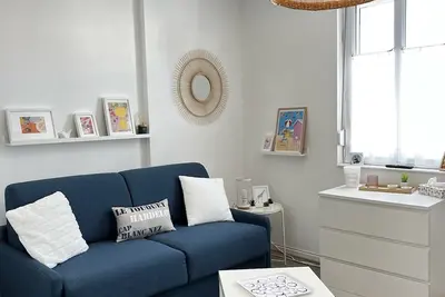 Image de Charmant Studio à 50 m de la mer.