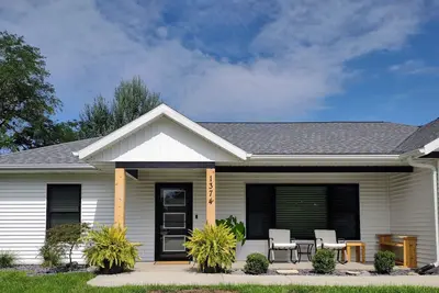 Image de Green Bay's premier home rental. Just minutes from Lambeau! True 5 Star  Stay.