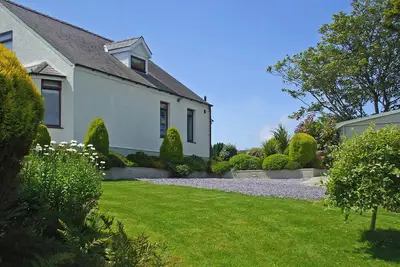 Image de 3 chambres à coucher à Rhoshirwaun, Pwllheli