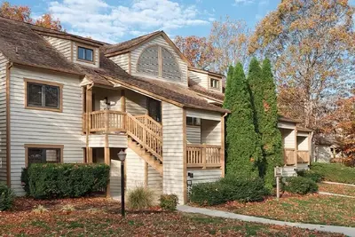 Image de Perfect outdoor weekend getaway! Fireplace, Balcony and Wi-Fi
