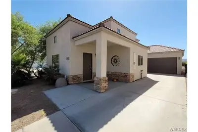 Image de Wonderful 3 Bedroom River House. . ! Gated Community