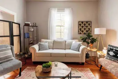 Image de Uptown Glam - Best Amenities & Neighborhood