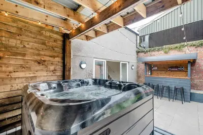 Image de Home Farm - The Coo Shed