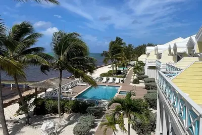 Image de Beachfront Relaxation In Little Cayman