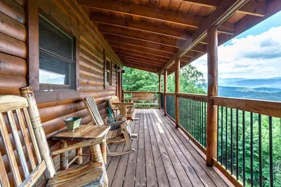 Image de Mountain Views & Game Room|Hot Tub & Autumn Colors