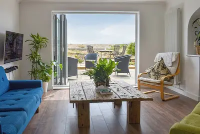 Image de 3 bedroom accommodation in Hayling Island
